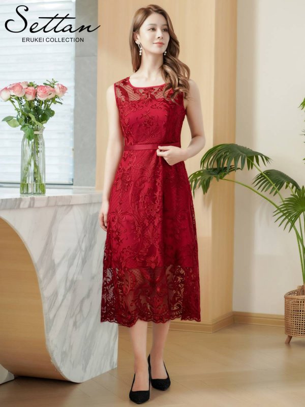 レッド　モデル：Aoli　身長：162cm　着用サイズ：7号(Sサイズ)