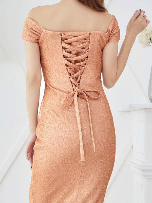 ピーチ モデル：杉山佳那恵　身長：158cm　着用サイズ：8号(Sサイズ)