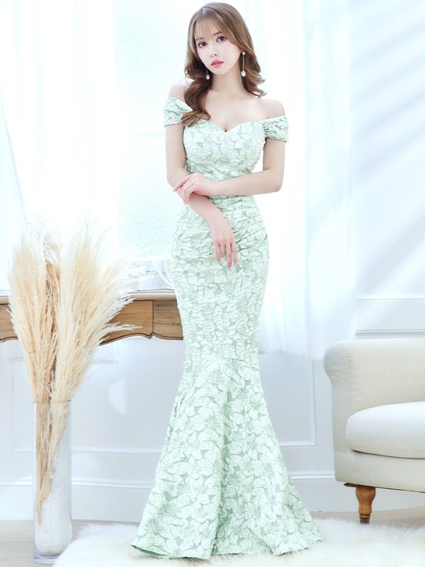 カスケード モデル：ゆめ　身長：160cm:8号(Sサイズ)