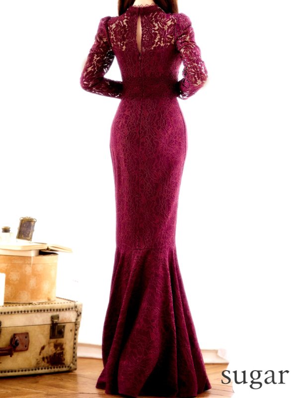 バーガンディ モデル:ゆめ 身長:160cm 着用サイズ:8号(Sサイズ)