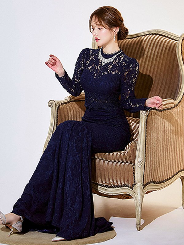 ネイビー モデル:ゆめ 身長:160cm 着用サイズ:8号(Sサイズ)