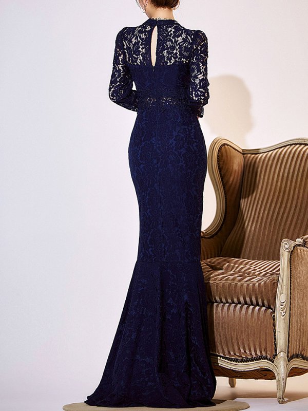 ネイビー モデル:ゆめ 身長:160cm 着用サイズ:8号(Sサイズ)