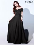 ブラック モデル：真優川咲　身長：158cm　着用サイズ：8号(Sサイズ)