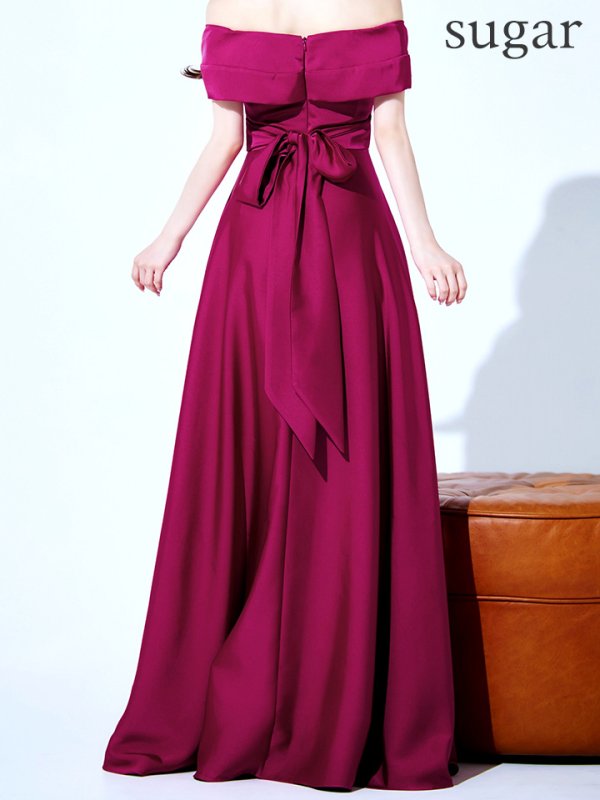 マゼンタ モデル:ゆめ 身長:160cm 着用サイズ:8号(Sサイズ)