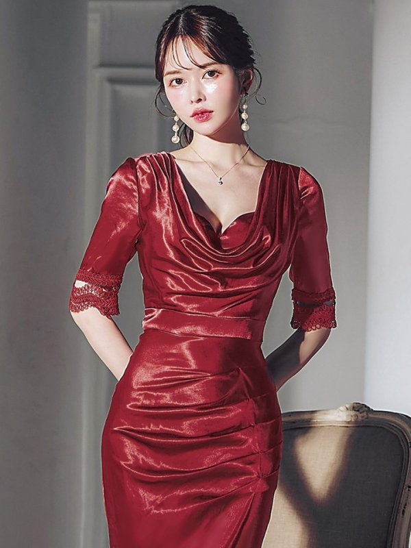 ワイン　モデル：ゆめ　身長：160cm　着用サイズ：8号(Sサイズ)