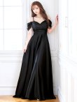 ブラック モデル：真優川咲　身長：158cm　着用サイズ：8号(Sサイズ)