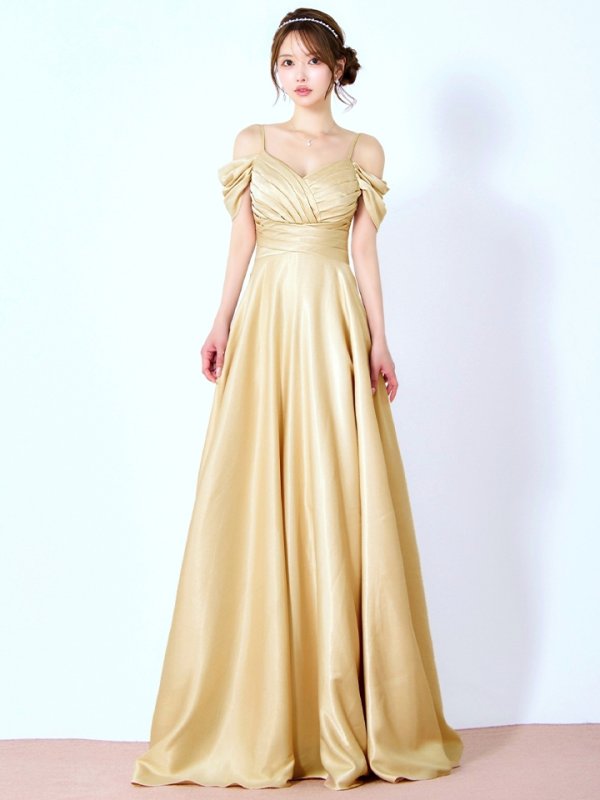 シャンパン モデル：ゆめ　身長：160cm　着用サイズ：8号(Sサイズ)