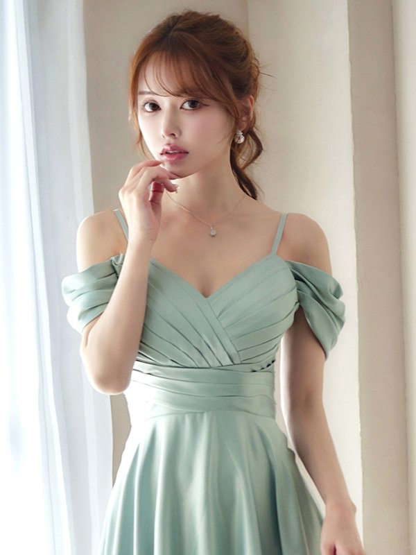 カスケード　モデル：ゆめ　身長：160cm　着用サイズ：8号(Sサイズ)