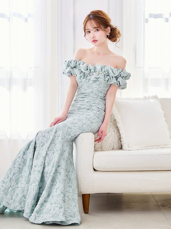 カスケード　モデル：ゆめ　身長：160cm　着用サイズ：8号(Sサイズ)