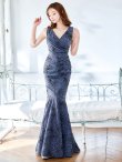 ダークブルー　モデル：真優川咲　身長：158cm　着用サイズ：8号(Sサイズ)め　身長：160cm　着用サイズ：8号(Sサイズ)