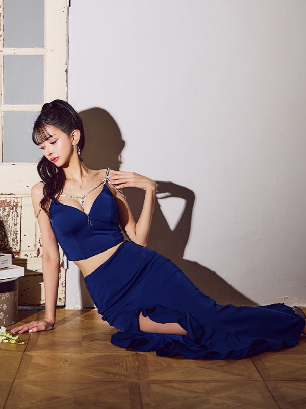 ロイヤルブルー モデル:まおちゃる 身長:158cm 着用サイズ:Sサイズ