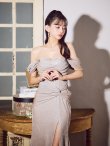 ベージュ モデル：まおちゃる　身長：158cm　着用サイズ：Sサイズ
