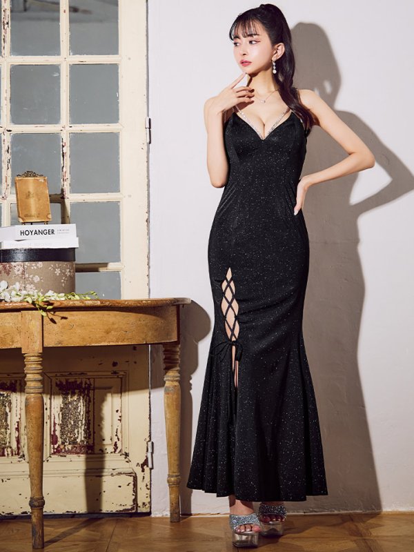 ブラック モデル:まおちゃる 身長:158cm 着用サイズ:Sサイズ