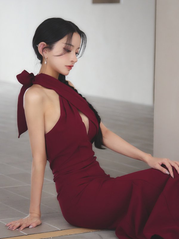 ワインレッド モデル：まおちゃる　身長：158cm　着用サイズ：Sサイズ