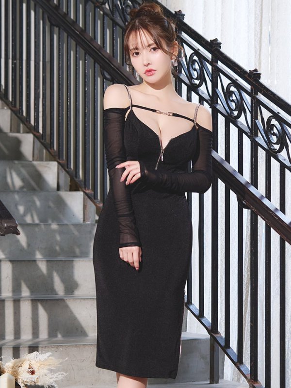 ブラック モデル：ゆめ　身長：160cm　着用サイズ：XSサイズ