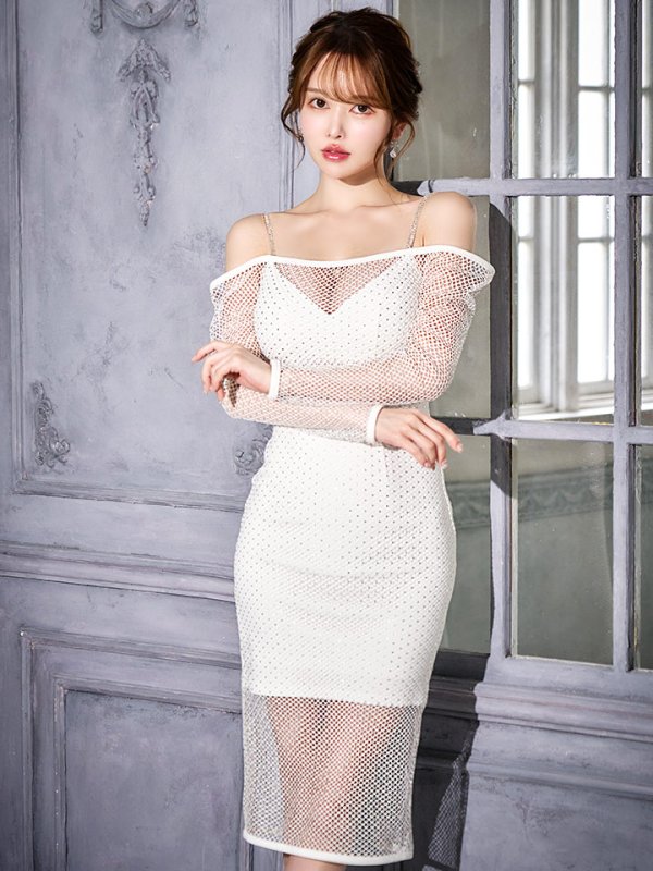 ホワイト モデル:ゆめ 身長:160cm 着用サイズ:XSサイズ