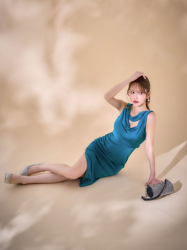 ブルー　モデル：ゆめ　身長：160cm　着用サイズ：Sサイズ