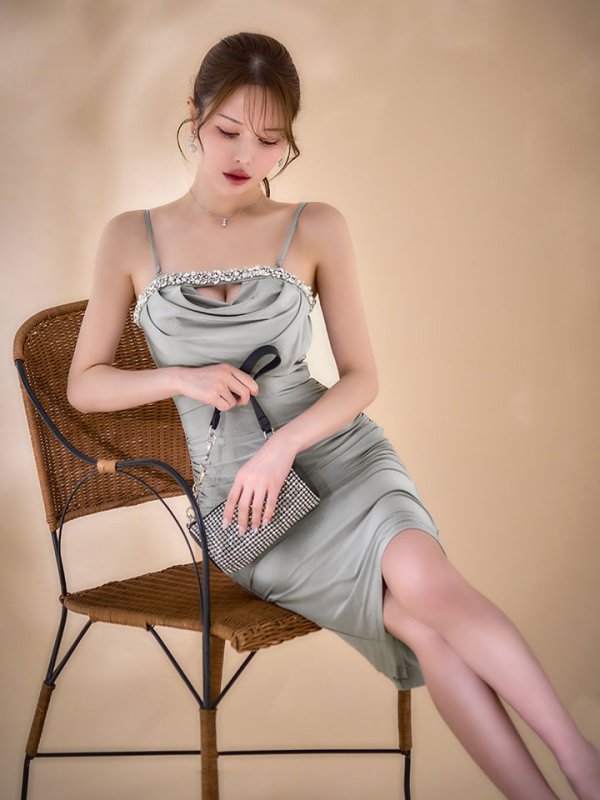 グレー　モデル：ゆめ　身長：160cm　着用サイズ：Mサイズ