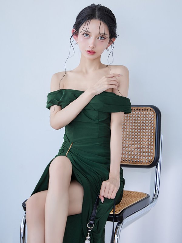 グリーン モデル：ゆめ　身長：162cm　着用サイズ：XSサイズ