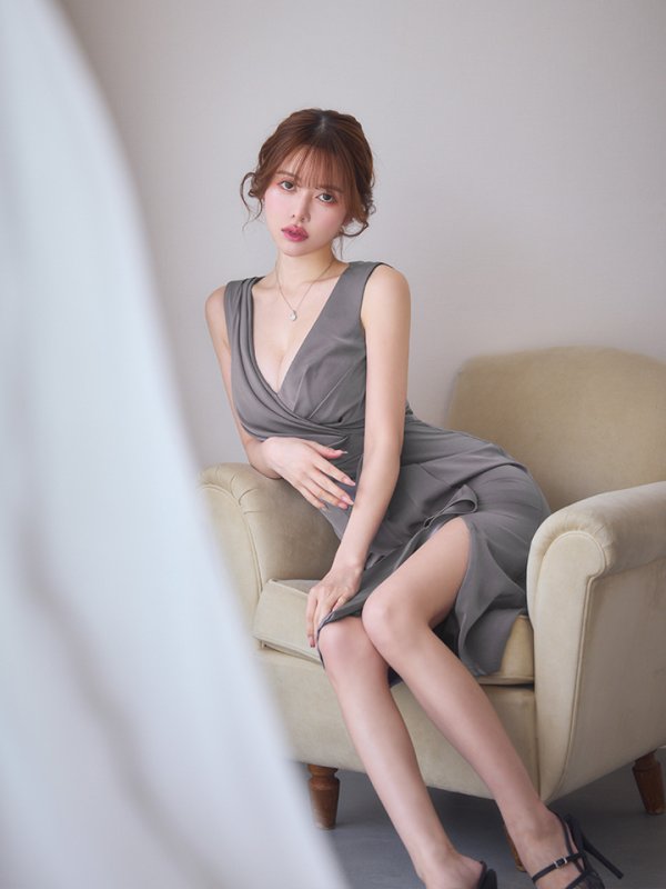 グレー モデル：ゆめ　身長：160cm　着用サイズ：Sサイズ