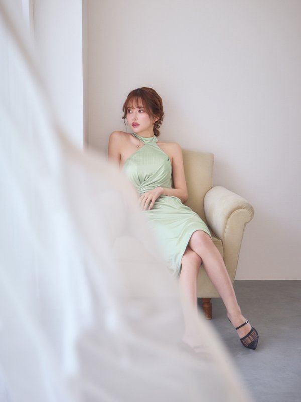 グリーン モデル：ゆめ　身長：160cm　着用サイズ：Sサイズ