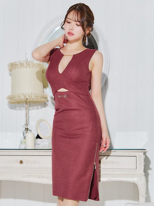 画像29: XSサイズあり【Veautt/ヴュート】【OF05】フロントクロスデザイン/ ウエストカット/ チャーム/ ノースリーブ/ タイト/ ミディアムドレス/ キャバドレス (29)