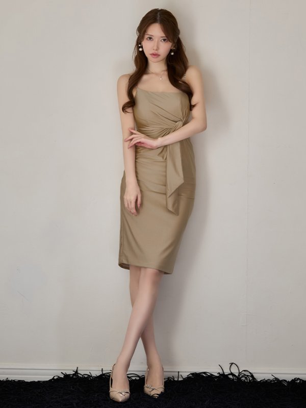 ベージュ モデル：ゆめ　身長：160cm　着用サイズ：XSサイズ