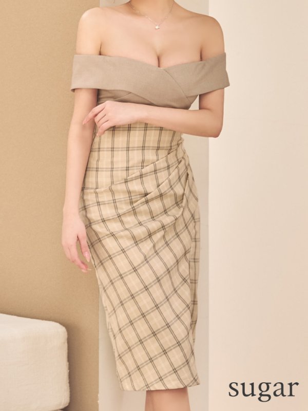 ベージュ　モデル：ふぶき　身長：161cm　着用サイズ：Sサイズ