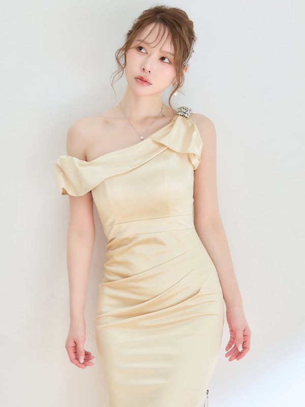 シャンパン　モデル：ゆめ　身長：160cm　着用サイズ：XSサイズ