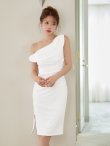 ホワイト　モデル：ゆめ　身長：160cm　着用サイズ：XSサイズ