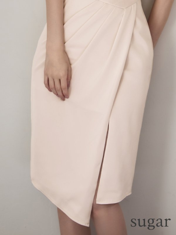 アイボリーベージュ　モデル：ゆめ　身長：160cm　着用サイズ：Sサイズ