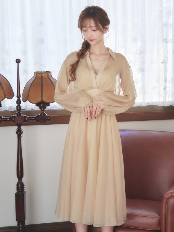 ベージュ モデル：あすか　身長：170cm　着用サイズ：Sサイズ