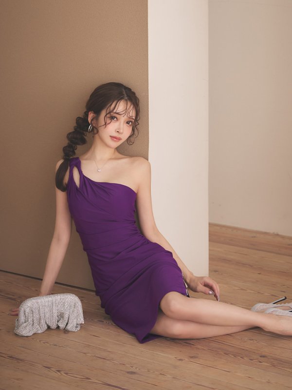 パープル　モデル：朝陽凪　身長：156cm　着用サイズ：XSサイズ