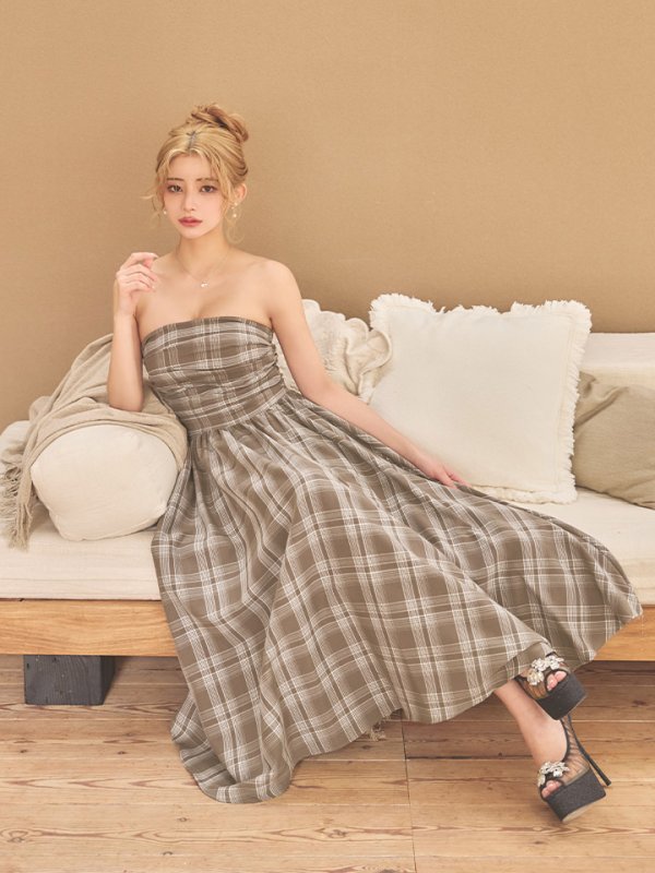 ベージュ　モデル：ふぶき　身長：161cm　着用サイズ：Sサイズ