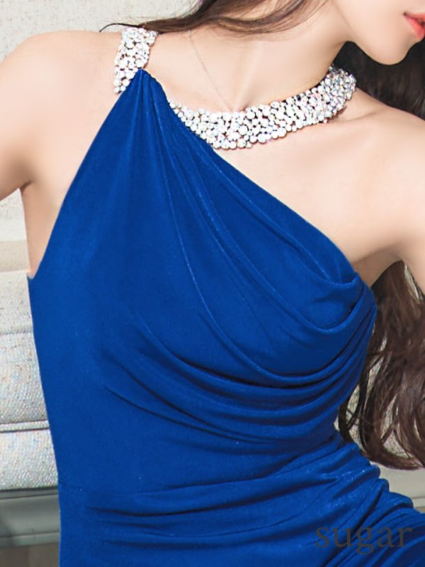 ロイヤルブルー モデル:るな 身長:159cm 着用サイズ:XSサイズ