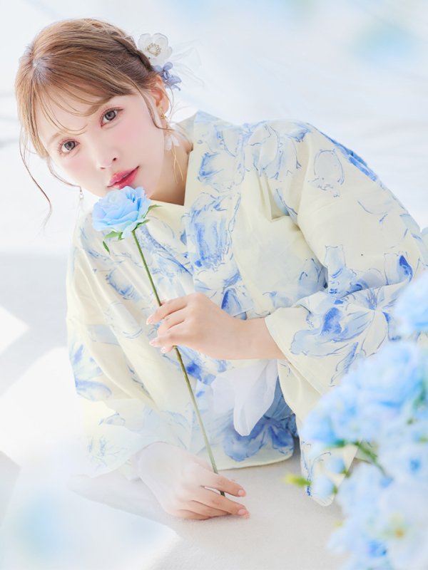 モデル:三上悠亜 身長159cm 着用サイズ:Fサイズ