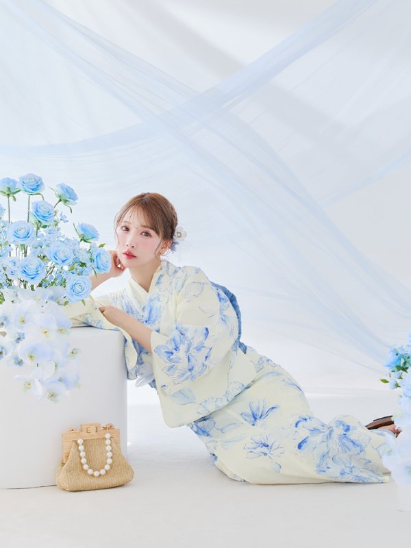 モデル:三上悠亜 身長159cm 着用サイズ:Fサイズ