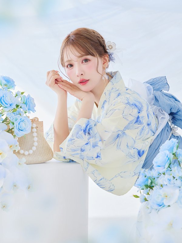 モデル:三上悠亜 身長159cm 着用サイズ:Fサイズ