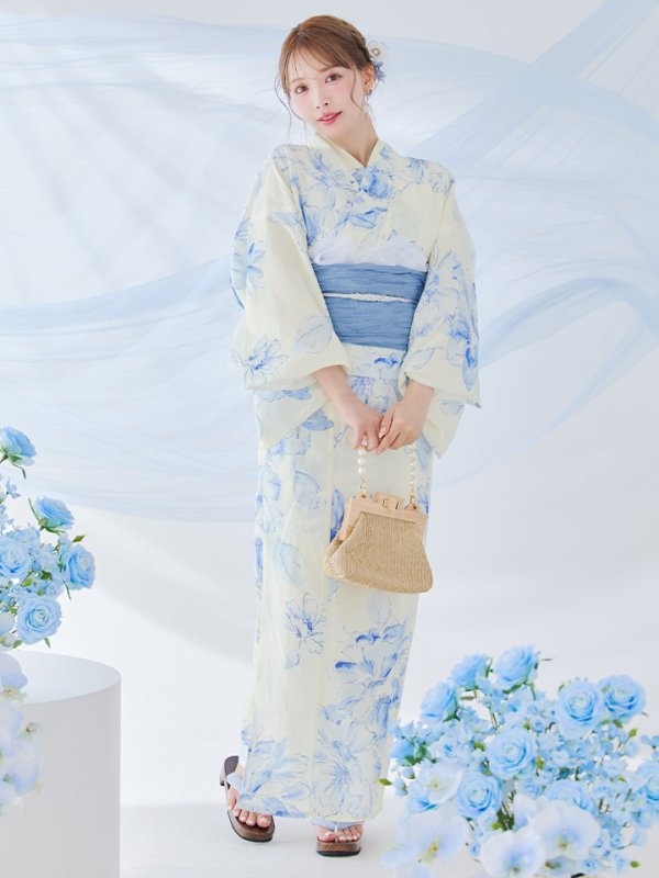 モデル:三上悠亜 身長159cm 着用サイズ:Fサイズ