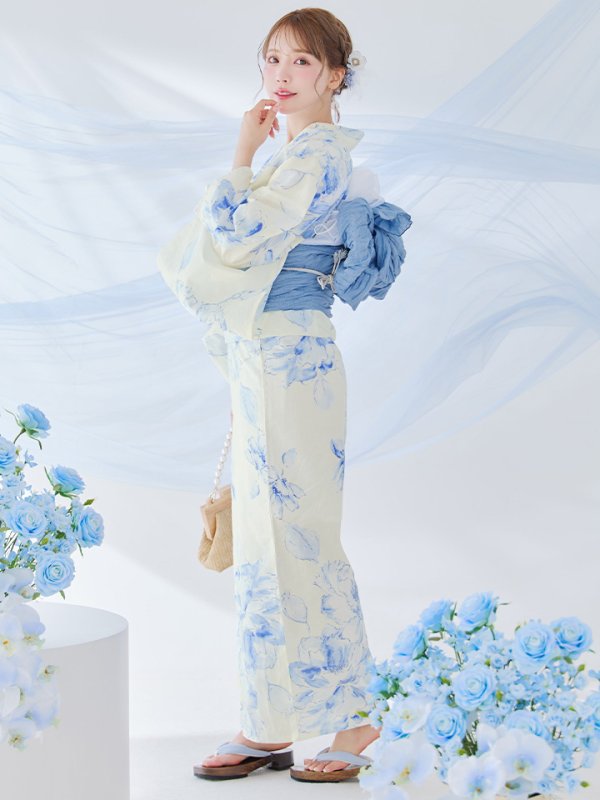 モデル:三上悠亜 身長159cm 着用サイズ:Fサイズ