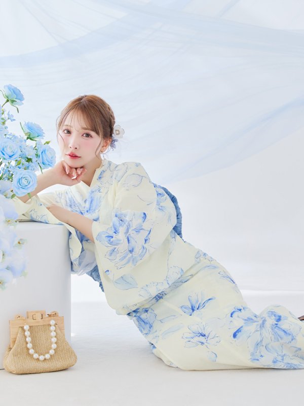 モデル:三上悠亜 身長159cm 着用サイズ:Fサイズ