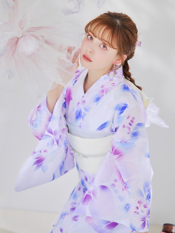 モデル:加藤ナナ 身長:160cm 着用サイズ:Fサイズ