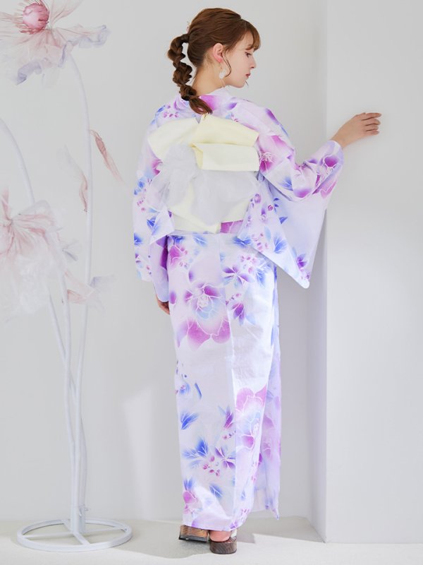 モデル:加藤ナナ 身長:160cm 着用サイズ:Fサイズ