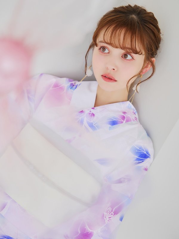 モデル:加藤ナナ 身長:160cm 着用サイズ:Fサイズ