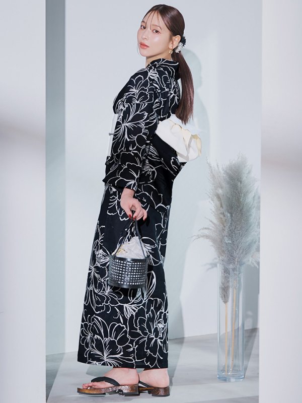 モデル:kie 身長:158cm 着用サイズ:Fサイズ