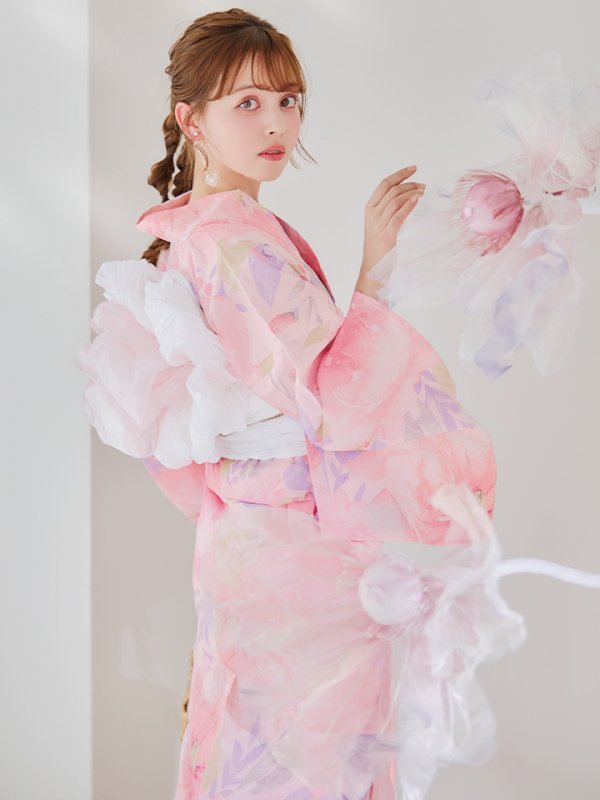 モデル:加藤ナナ 身長:160cm 着用サイズ:Fサイズ