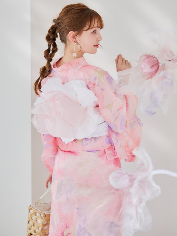 モデル:加藤ナナ 身長:160cm 着用サイズ:Fサイズ