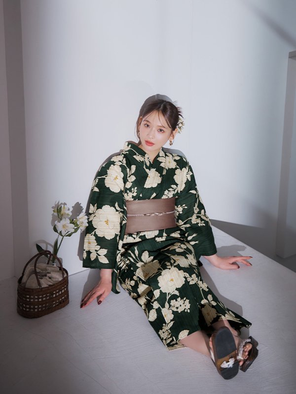 モデル：kie　身長：158cm　着用サイズ：Fサイズ