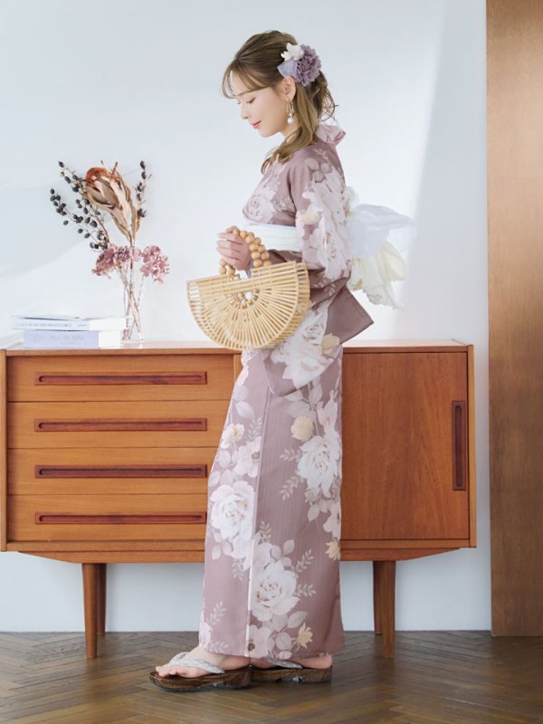 画像4: 【即日発送】ピンクベージュフラワー浴衣【浴衣３点セット 浴衣/帯/下駄】[YMT] (4)