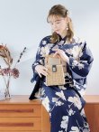 画像10: 【即日発送】ネイビー×ホワイトフラワー浴衣 OBI-siwa-202-ok-2-PBE / HIMO-900-yn-7-MOC / HEKO-800-sb-3-BR / YA-1027-wk-IV / GETA-02-ok-4-MOC/ [YMT] (10)